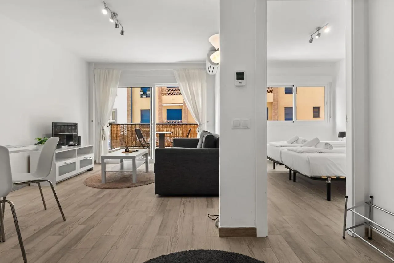 Perla Apartment By Fuengirola Harbour By Costarentals - Ref 239 Испания
