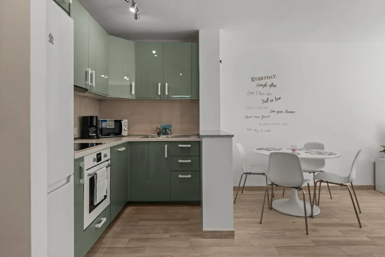 Perla Apartment By Fuengirola Harbour By Costarentals - Ref 239
