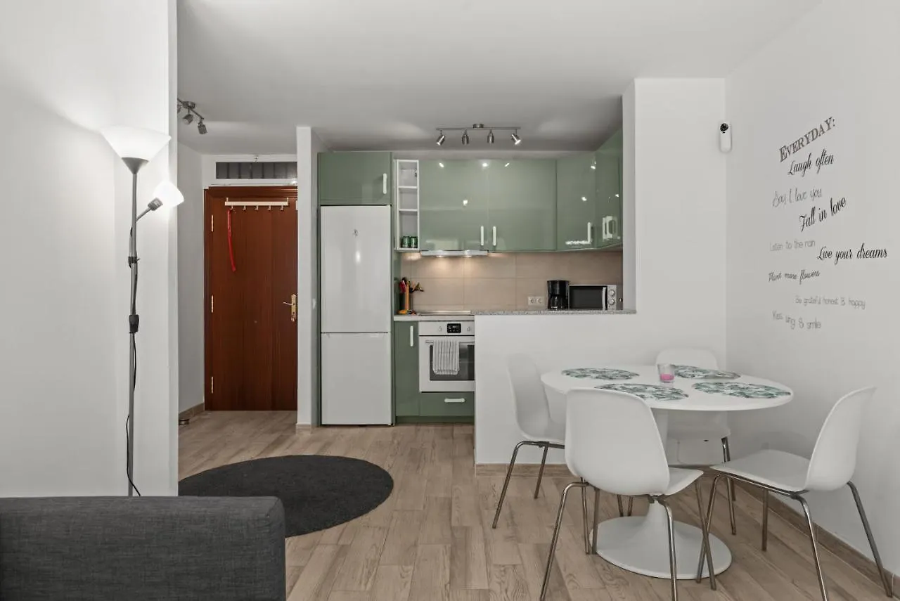 Perla Apartment By Fuengirola Harbour By Costarentals - Ref 239