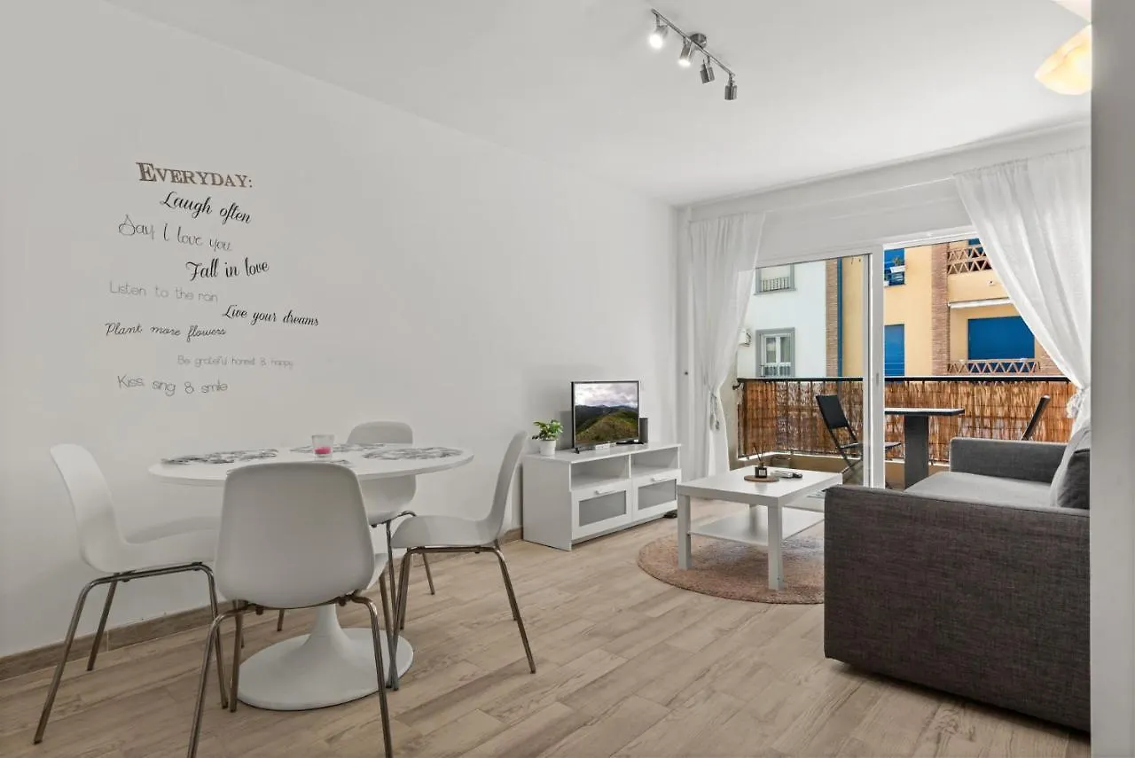 Perla Apartment By Fuengirola Harbour By Costarentals - Ref 239