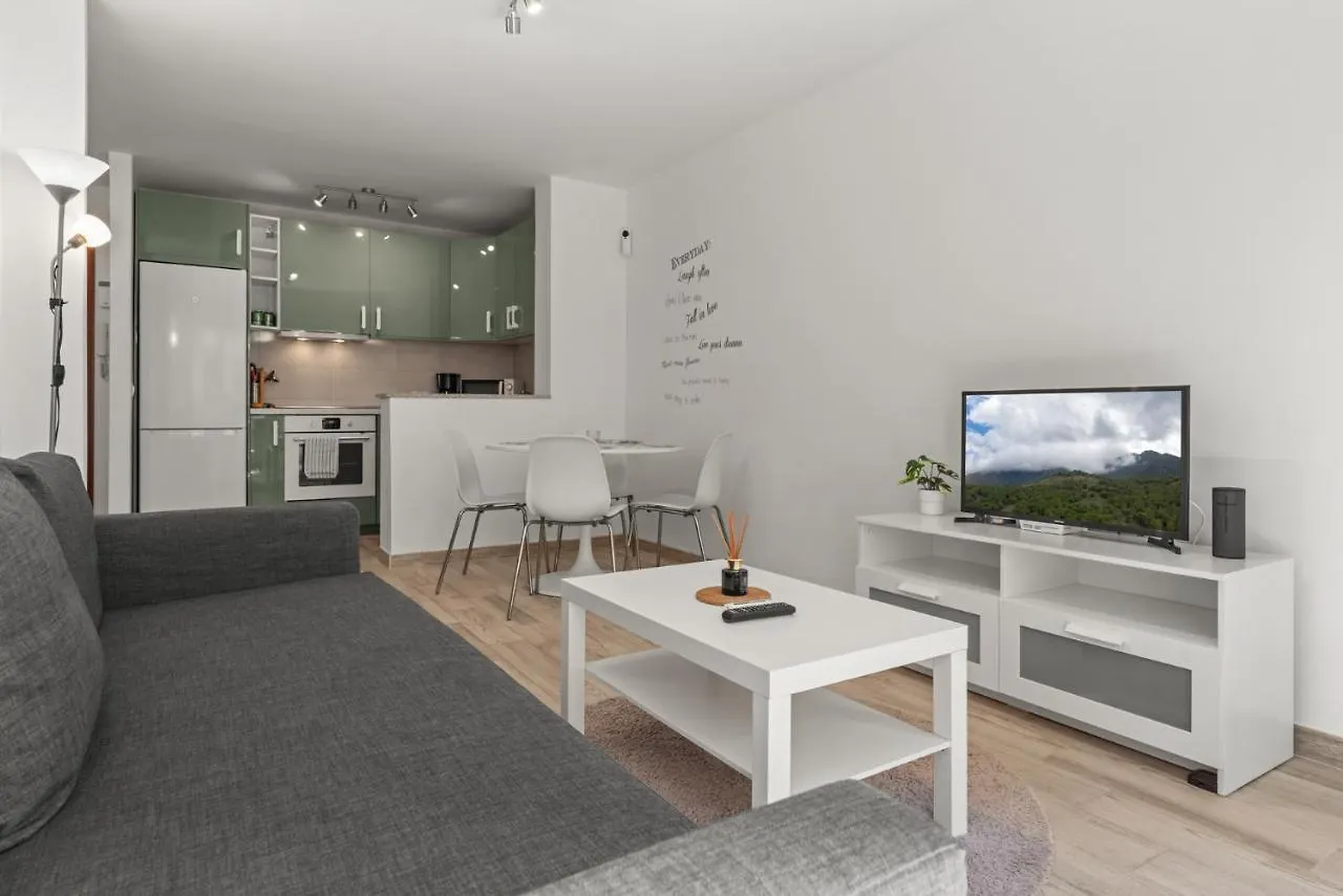 Perla Apartment By Fuengirola Harbour By Costarentals - Ref 239 0*,